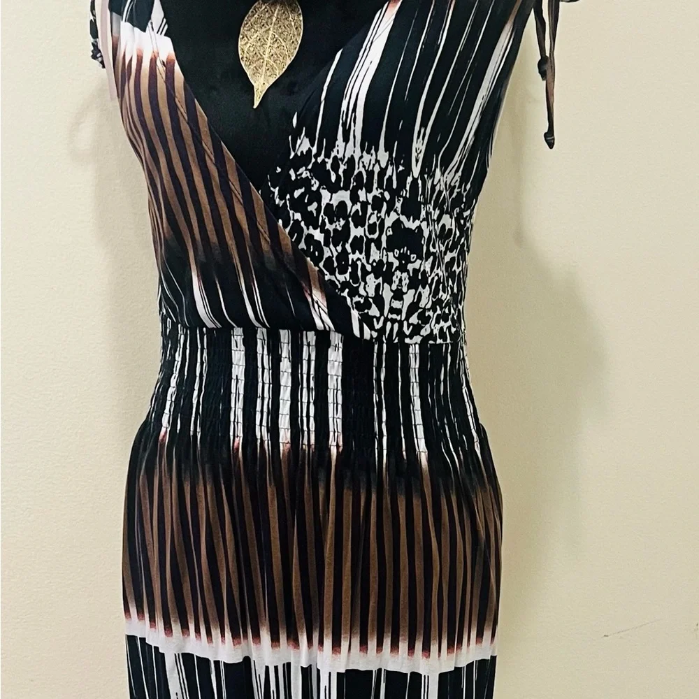 LASCANA Sleeveless Smocked Waist Wrap Dress Abstract Print US 10 NWT - Picture 6 of 12